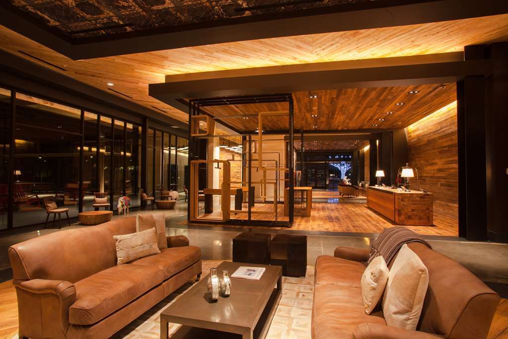 The George, By Valencia Hotel Collection Колледж-Стейшн Интерьер фото