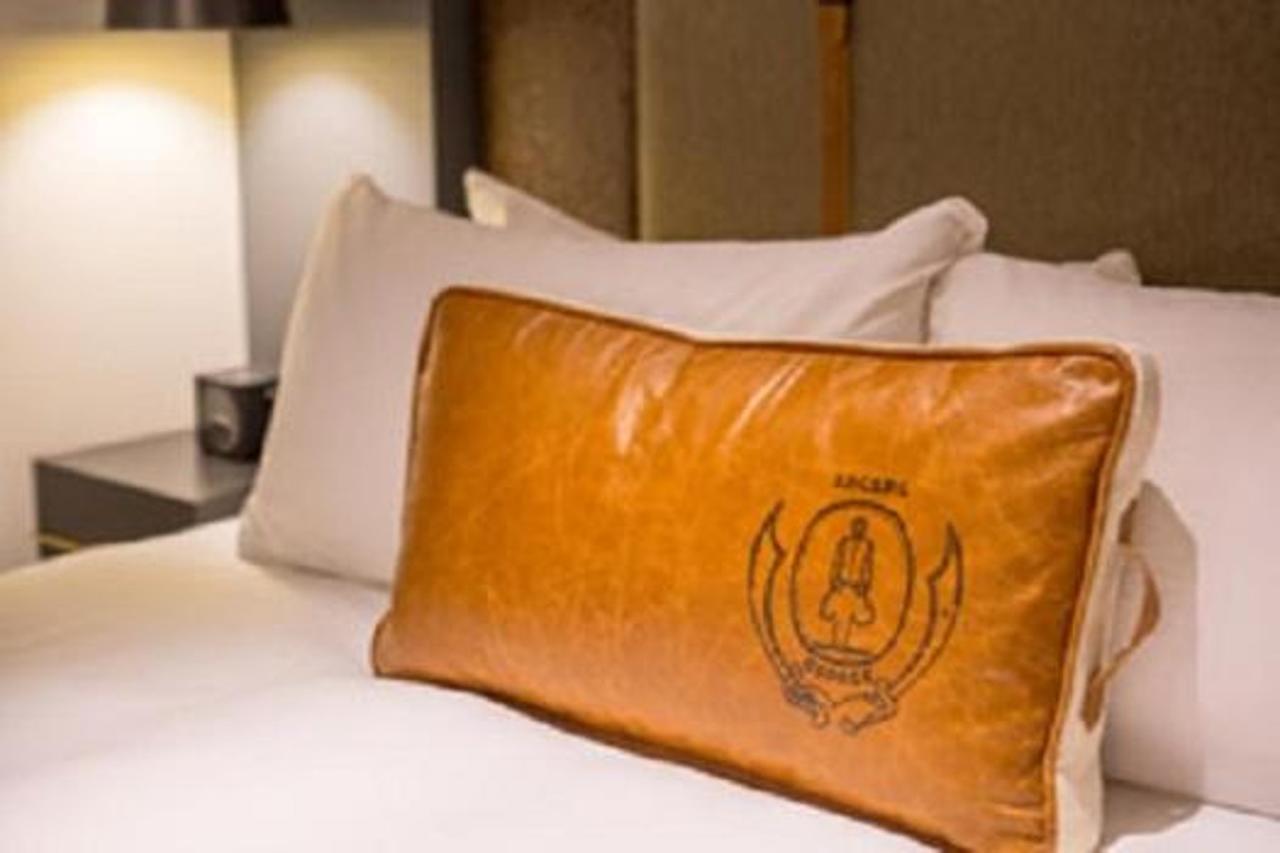 The George, By Valencia Hotel Collection Колледж-Стейшн Экстерьер фото