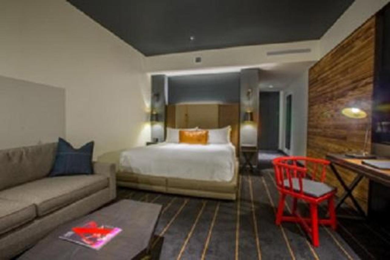 The George, By Valencia Hotel Collection Колледж-Стейшн Экстерьер фото